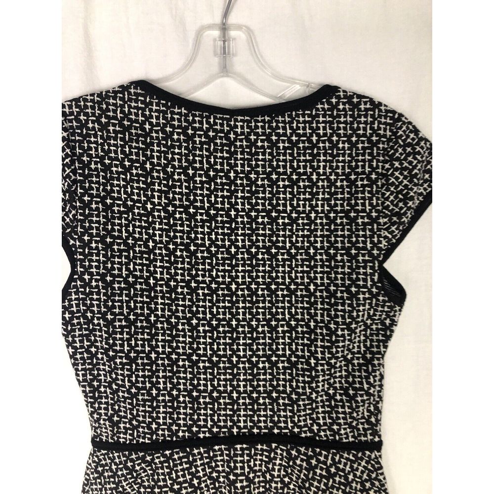 Max Studio Dress A Line Short Sleeve Lined Stretch Gray Dress Size Xs Geometric — image 5 of 6